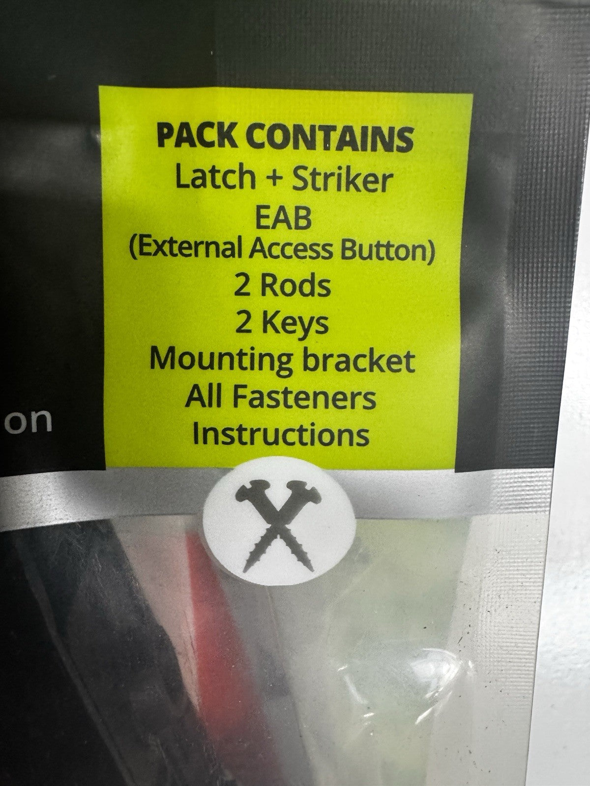 D&D Technologies Lokklatch Deluxe S3 Self-Locking Gate Latch