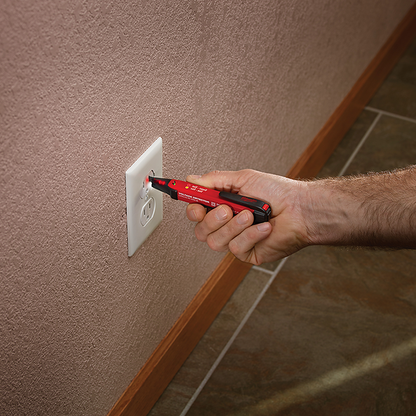 Milwaukee 10-1000V Dual Range Voltage Detector