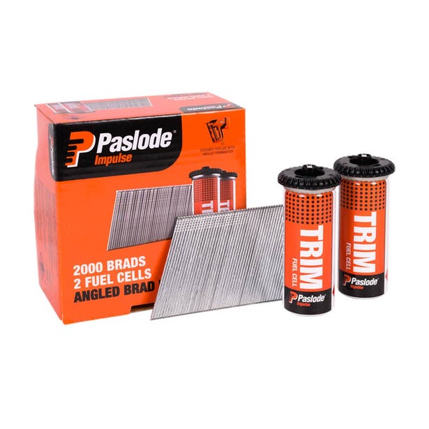 PASLODE 63mm 20 Degree Zinc Plated C Brad Nails & 2 Fuel Cells - 2000 Pack B20765