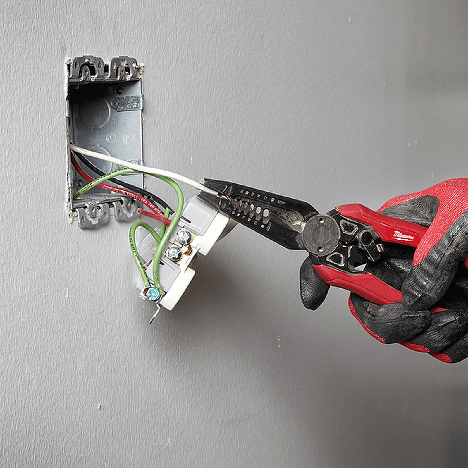 Milwaukee 7 in 1 High Leverage Combination Pliers