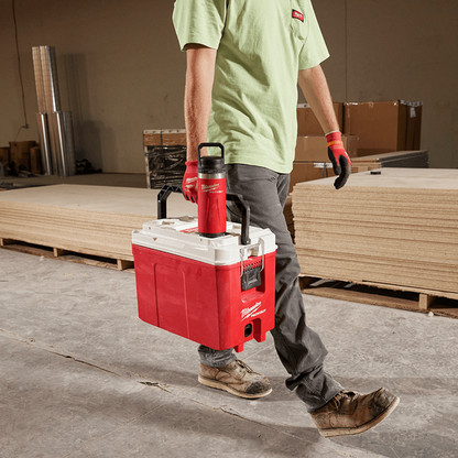 Milwaukee PACKOUT 532ml Bottle with Chug Lid - Red 48228382R