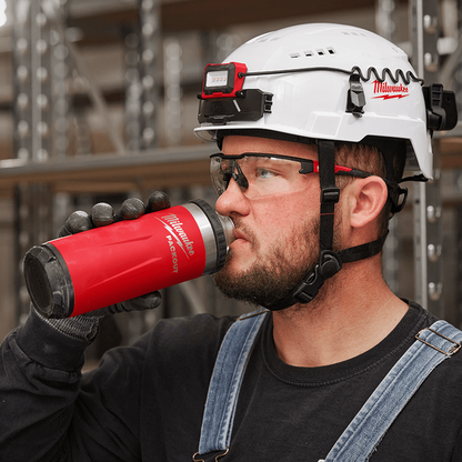 Milwaukee PACKOUT 532ml Bottle with Chug Lid - Red 48228382R
