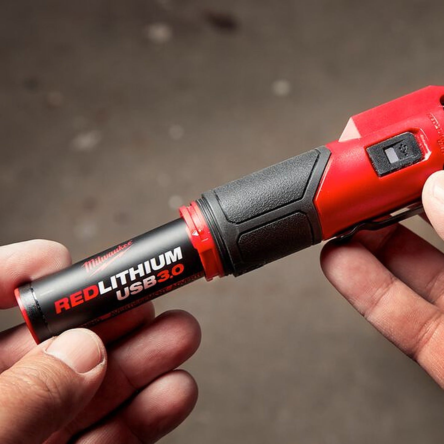 Milwaukee REDLITHIUM USB 3.0Ah Battery