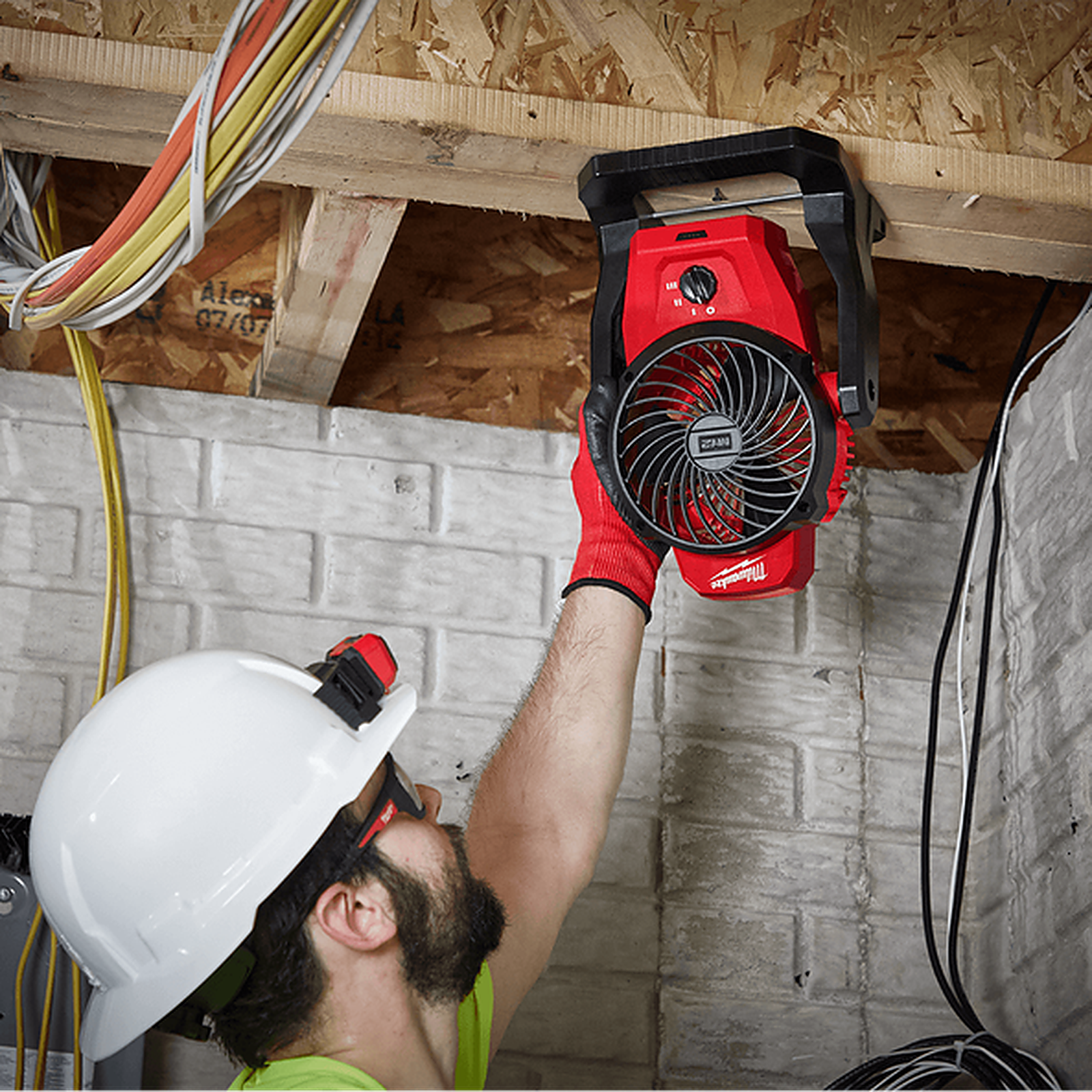 Milwaukee M12 Mounting Fan (Tool Only)