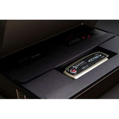 CTEK 12V 5A 8 Stage Automatic Battery Charger With Bonus 5000mAh Power Bank