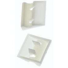 Champion Commodore Headlight Clip TF44